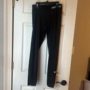 Black Nike Pro Leggings!